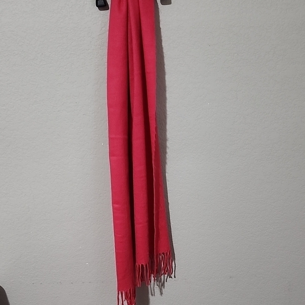 Scotland Cashmere Scarf 100% cashmere Pink frenge ends